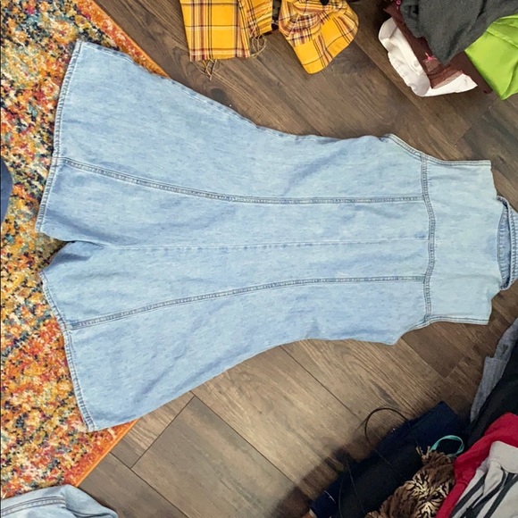 Jean short romper - Picture 2 of 2